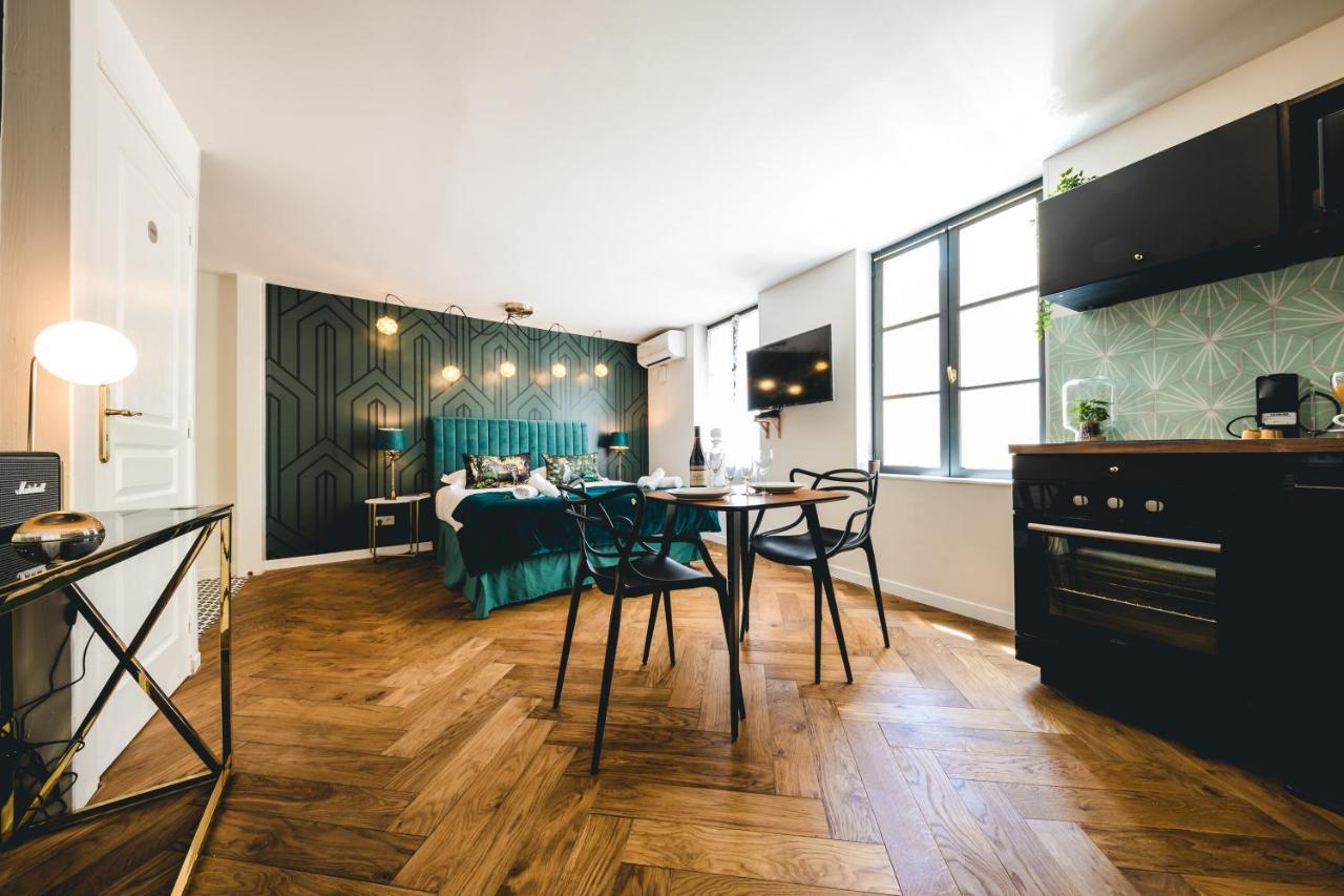 Les Precieuses Suites & Spa I Avignon Eksteriør bilde